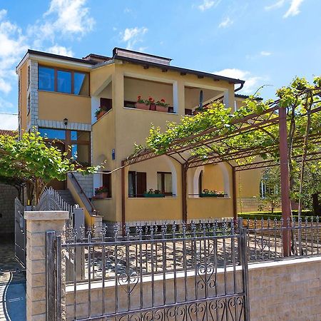 Apartment Korelic Green Garden Poreč Exteriör bild