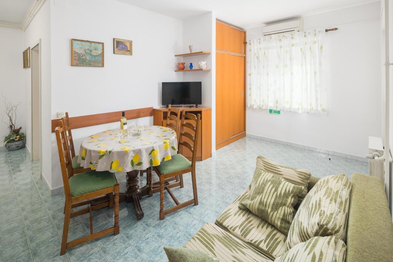 Apartment Korelic Green Garden Poreč Exteriör bild