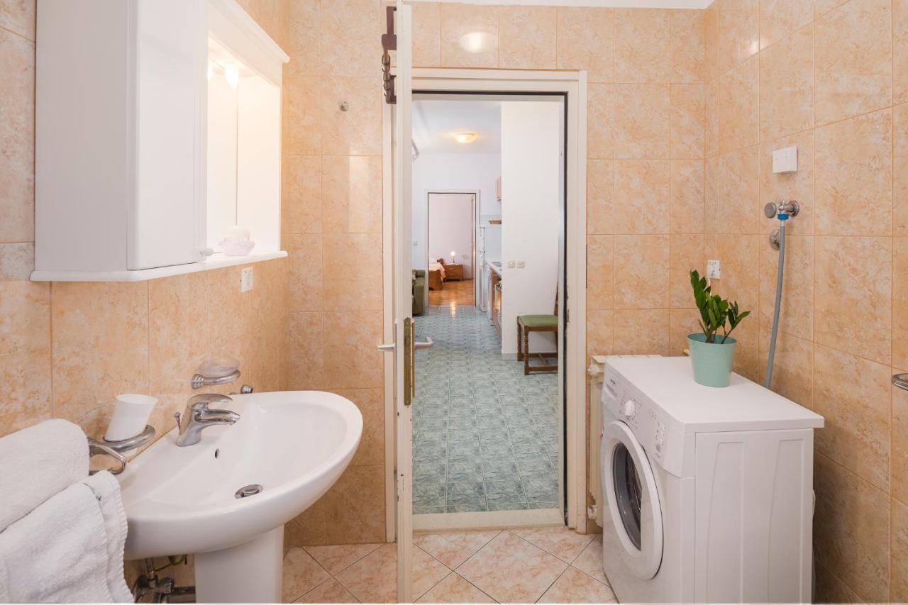 Apartment Korelic Green Garden Poreč Exteriör bild
