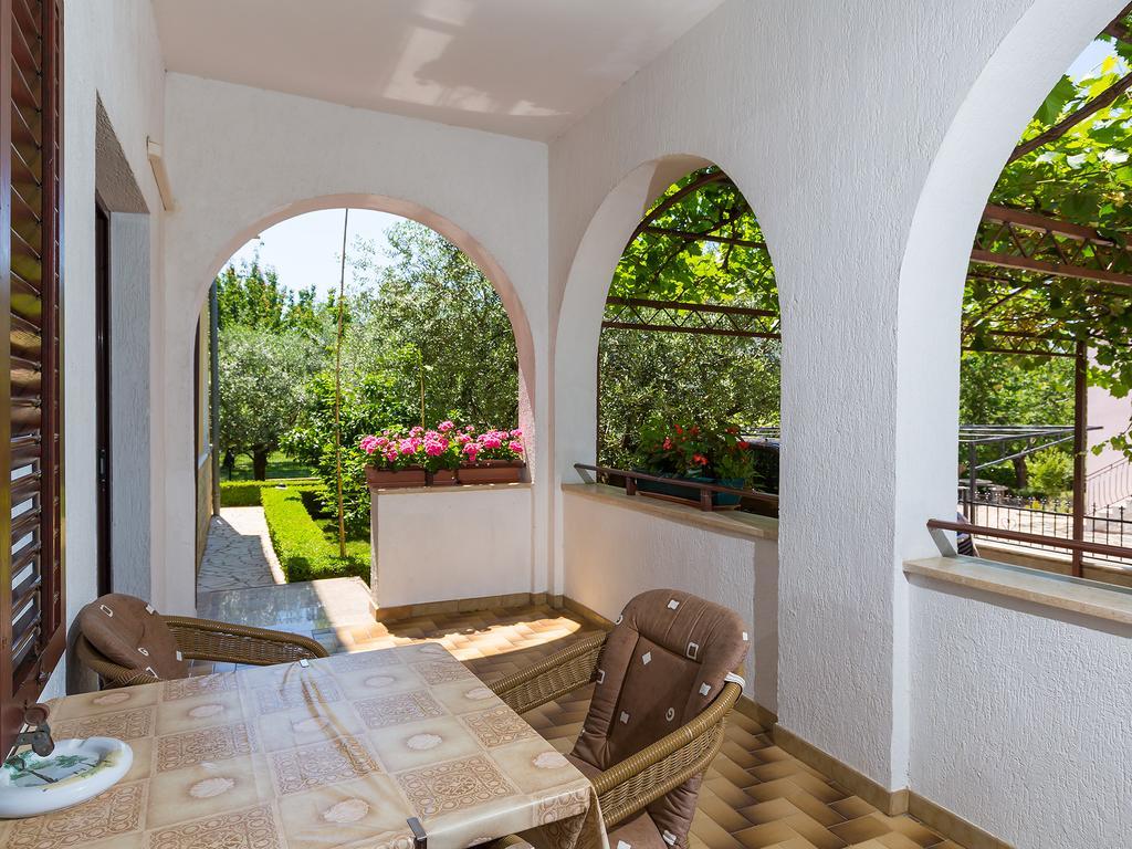 Apartment Korelic Green Garden Poreč Exteriör bild