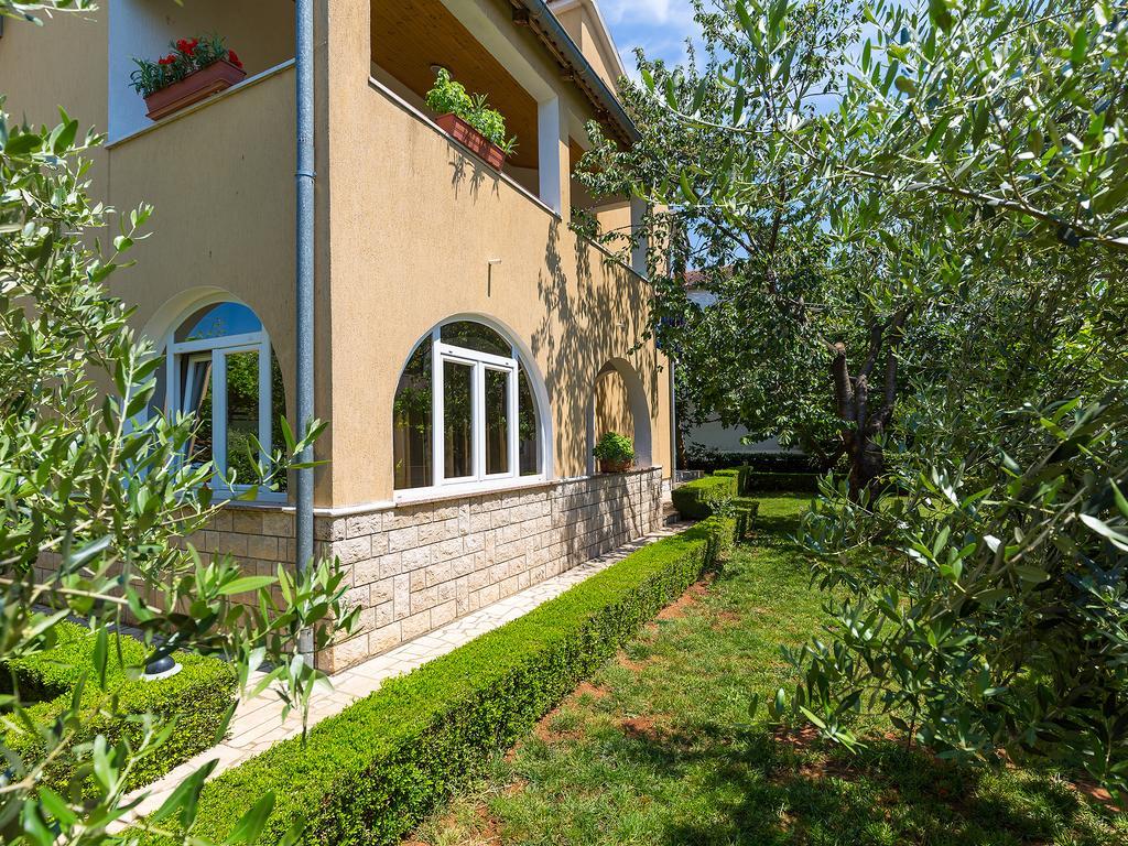 Apartment Korelic Green Garden Poreč Exteriör bild