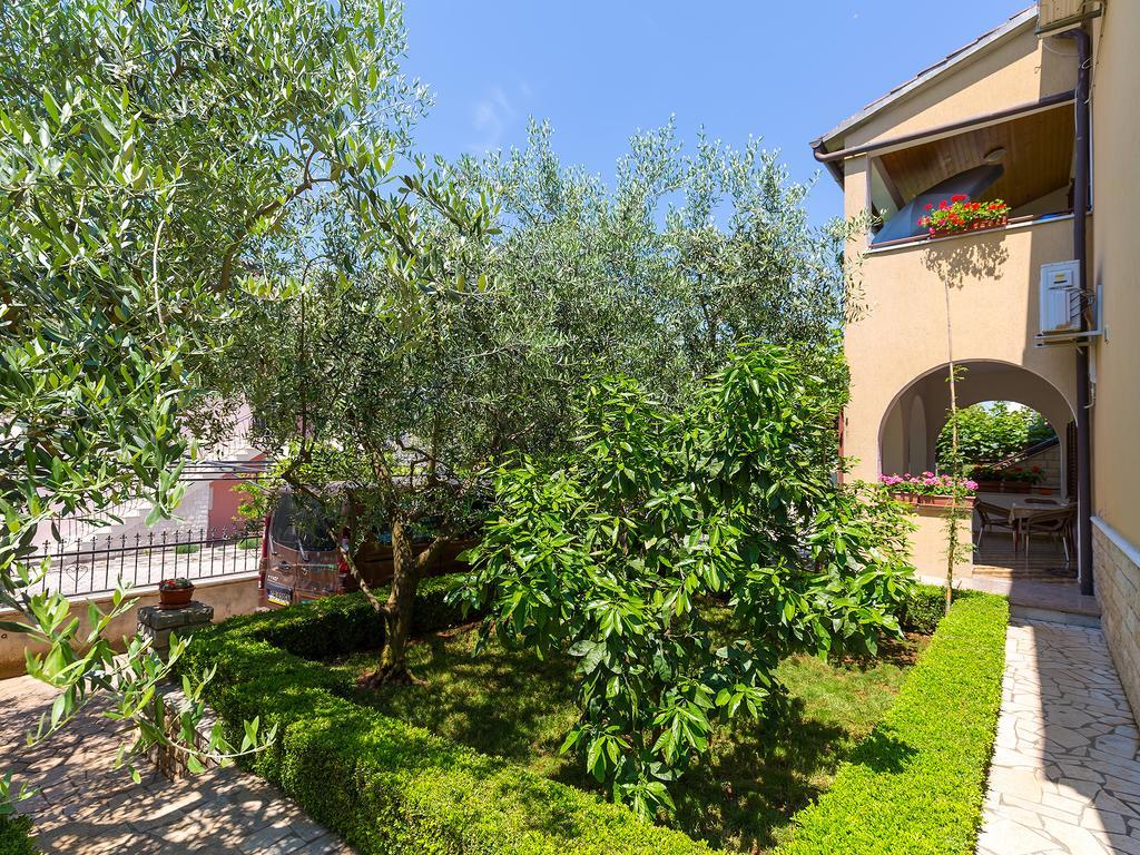 Apartment Korelic Green Garden Poreč Exteriör bild